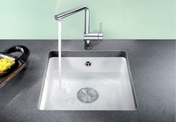 Кухонная мойка Blanco Subline 375-U керамика (глянцевый белый, с отводной арматурой InFino®) Кухонная мойка Blanco Subline 375-U керамика (глянцевый белый, с отводной арматурой InFino®)