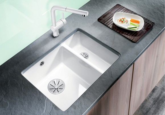 Кухонная мойка Blanco Subline 350/150-U керамика (глянцевый белый, с отводной арматурой InFino®) Кухонная мойка Blanco Subline 350/150-U керамика (глянцевый белый, с отводной арматурой InFino®)