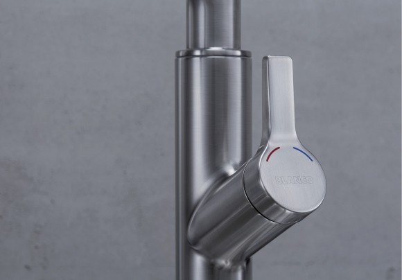 Кухонный смеситель Blanco Solenta-S Senso (нержавеющая сталь UltraResist, рычаг справа) Кухонный смеситель Blanco Solenta-S Senso (нержавеющая сталь UltraResist, рычаг справа)