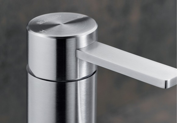 Кухонный смеситель Blanco Ambis (нержавеющая сталь) Кухонный смеситель Blanco Ambis (нержавеющая сталь)